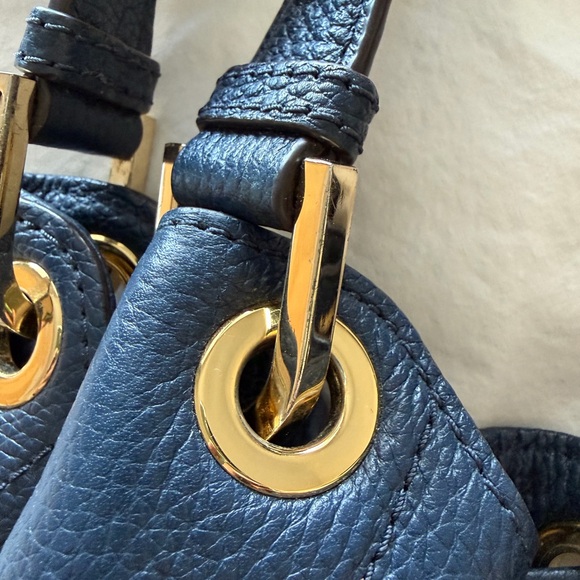 Michael Kors Navy Blue Shoulder Bag - Picture 4 of 16